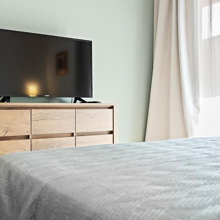 Apartments And Rooms Alenka Banjole Εξωτερικό φωτογραφία
